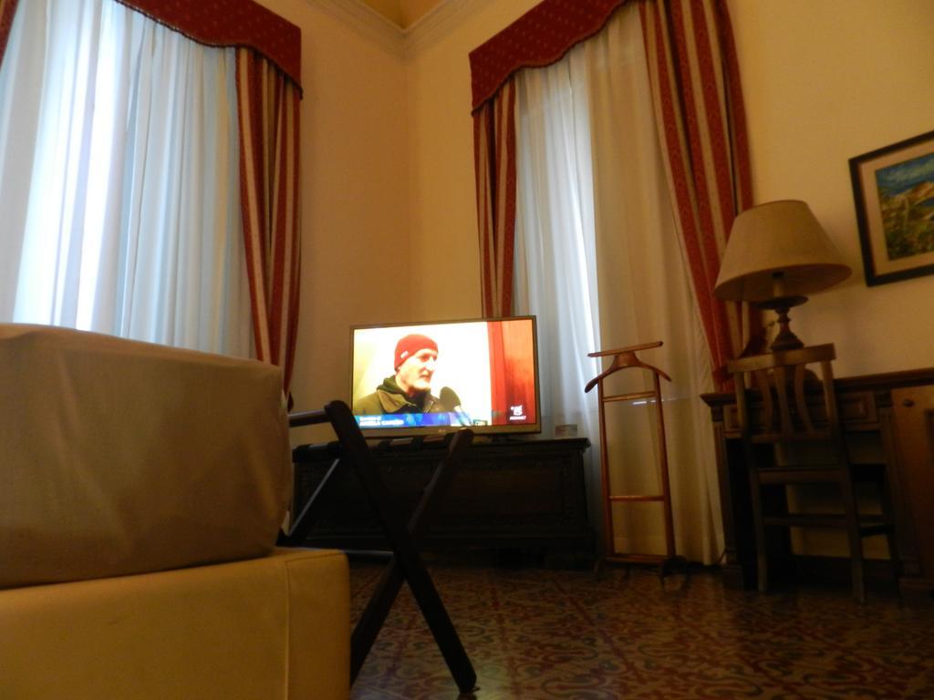 B&B La Vecchia Palma Catania-Fontanarossai nemzetközi repülőtér Kültér fotó