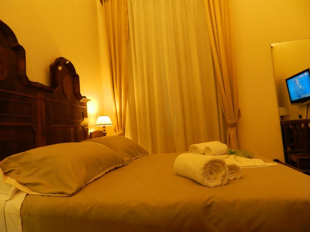 B&B La Vecchia Palma Catania-Fontanarossai nemzetközi repülőtér Kültér fotó